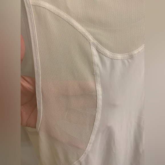 lululemon tank top with mesh - Picture 3 of 4